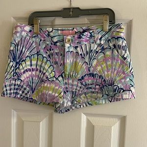 Lilly Pulitzer girls shorts size 14 EUC adjustable waist.